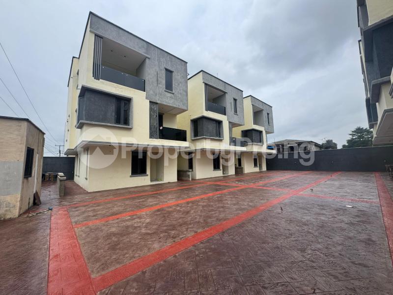 4 bedroom House for sale Off College Road, Ogba Ikeja Ifako-ogba Ogba Lagos