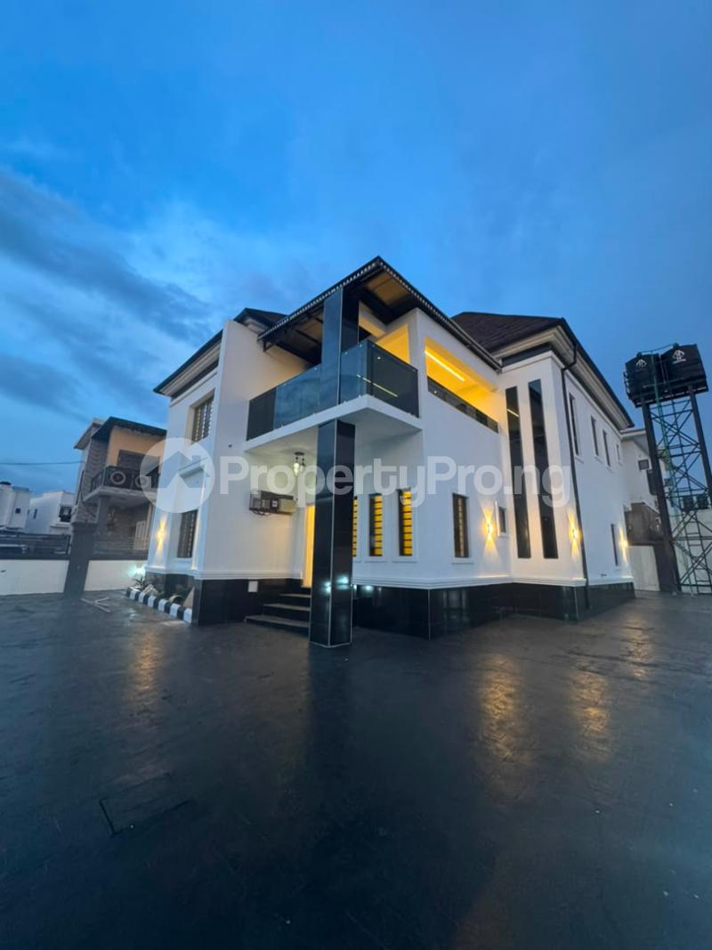 4 bedroom House for sale Along Von Road Airport Road Lugbe Abuja