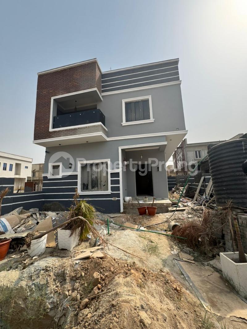 4 bedroom House for sale Von Road Airport Road Lugbe Abuja Lugbe Abuja