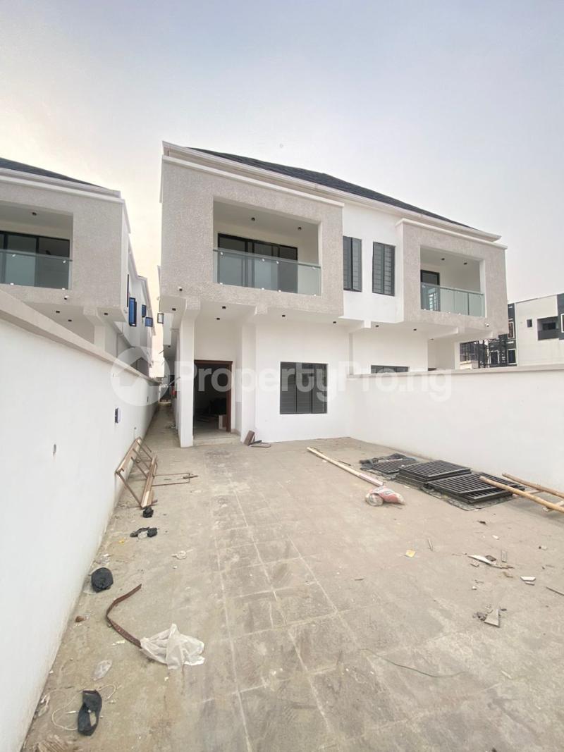 4 bedroom House for sale Ologolo Lekki Lagos