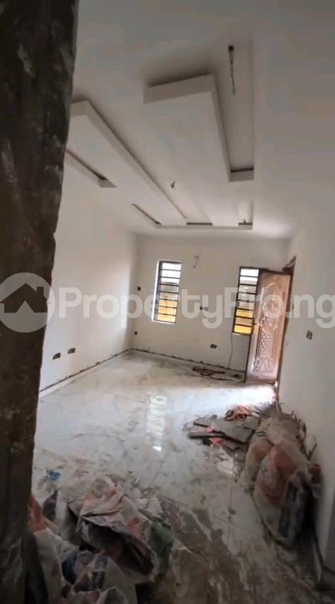 1 bedroom Flat / Apartment for rent Off Kayode Onipanu Shomolu Lagos