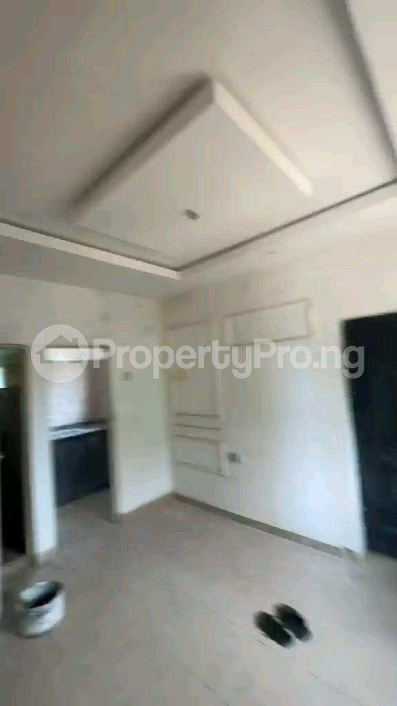 1 bedroom Flat / Apartment for rent Iwaya Yaba Lagos