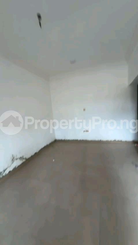 1 bedroom Flat / Apartment for rent Off Post Office Mushin Lagos
