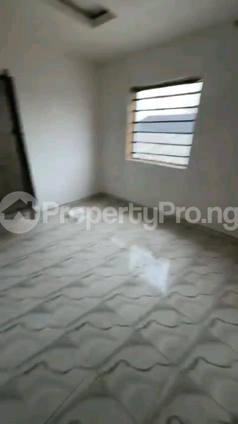 Flat / Apartment for rent Fadeyi Shomolu Lagos