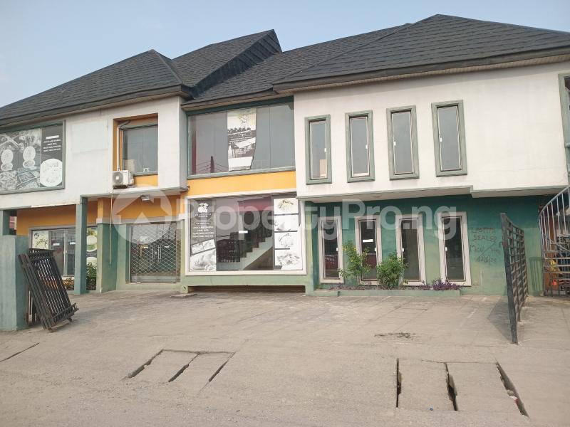 6 bedroom House for sale Very Close To Dopemu Round About Dopemu Agege Lagos