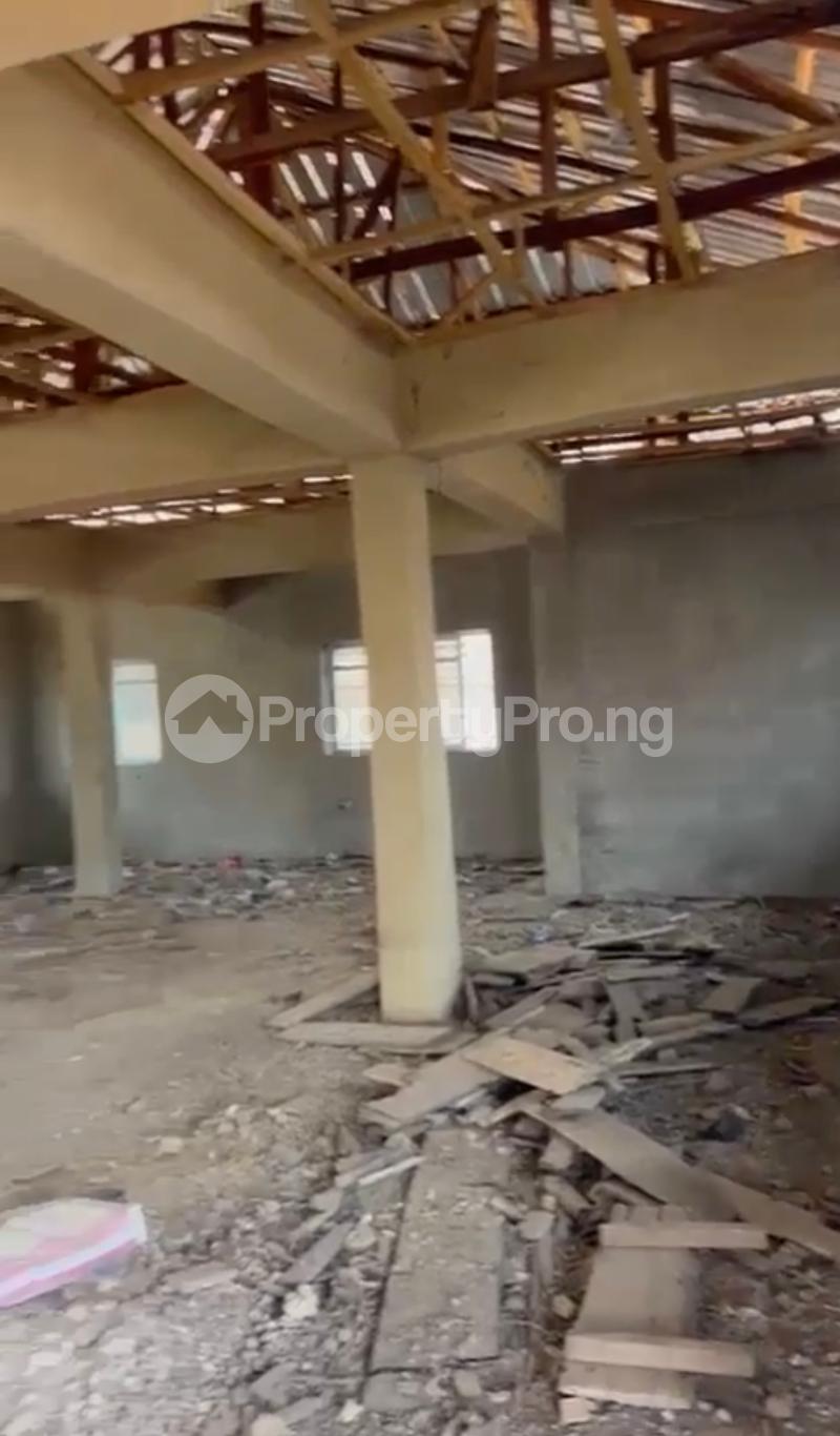 Commercial Property for rent Oke Ado, Dugbe Road Ibadan Oyo
