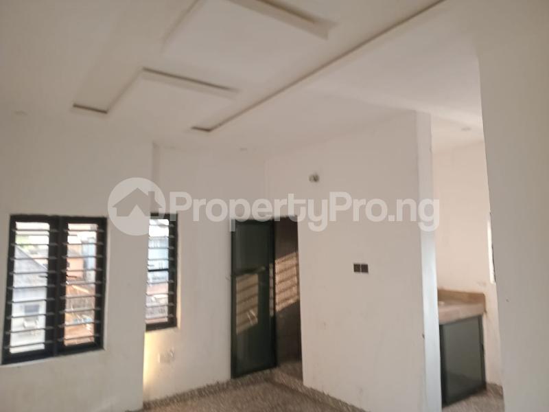 1 bedroom Flat / Apartment for rent Very Close To Pen Cinema Bustop Agege Lagos