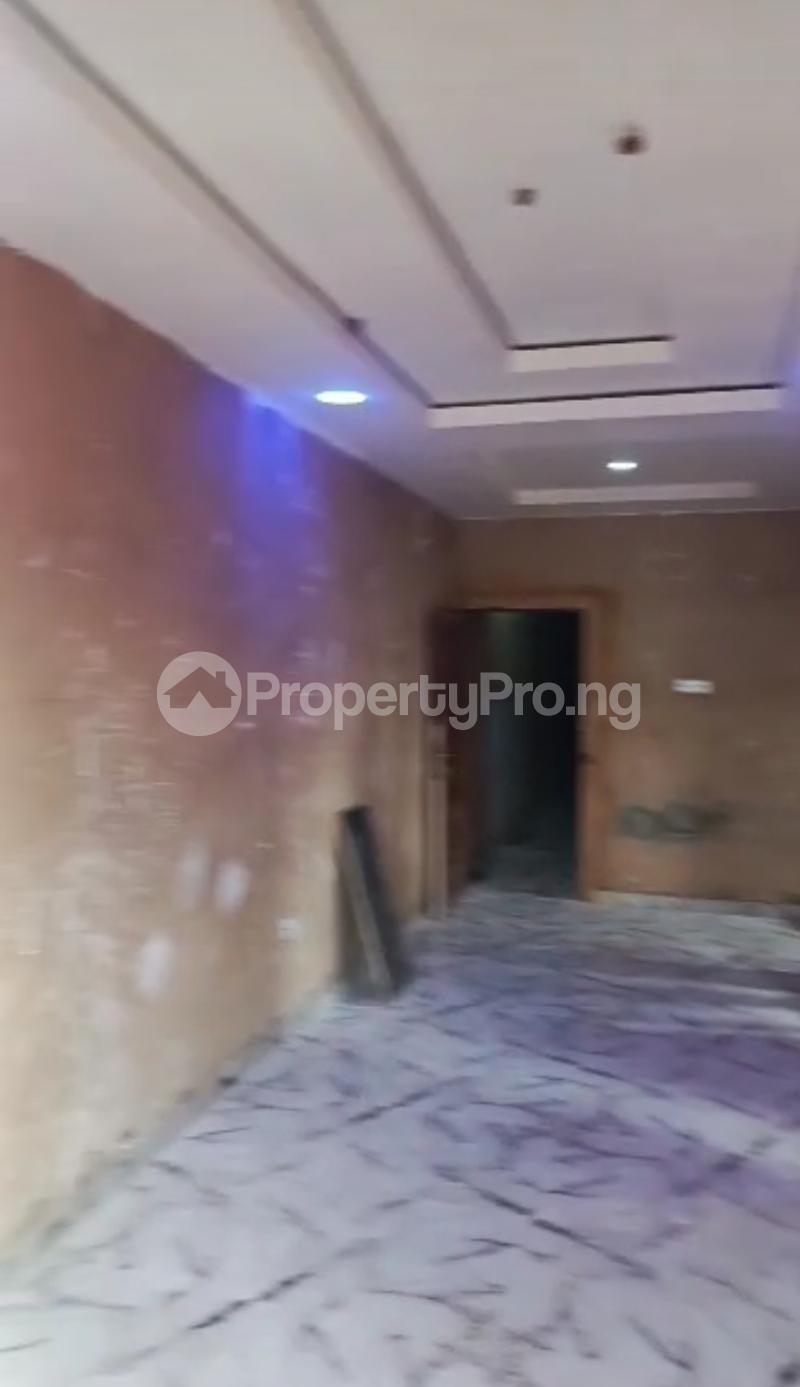 Flat / Apartment for rent Adekunle Yaba Lagos