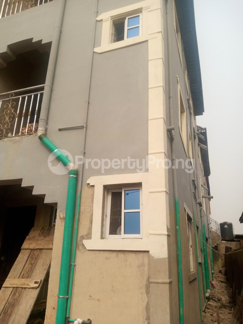 Flat / Apartment for rent Akinola Street Fadeyi Shomolu Lagos