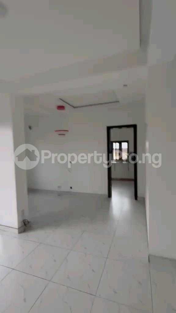 4 bedroom House for rent Obanikoro Estate Obanikoro Shomolu Lagos