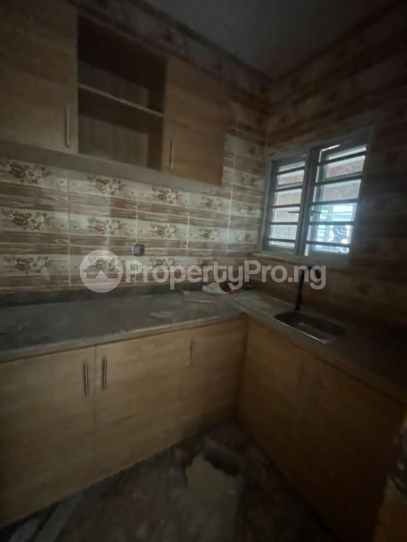 1 bedroom Flat / Apartment for rent Iwaya Yaba Lagos