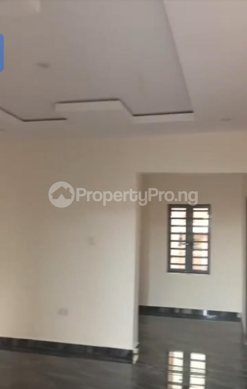 2 bedroom Flat / Apartment for rent Lawanson Surulere Lagos