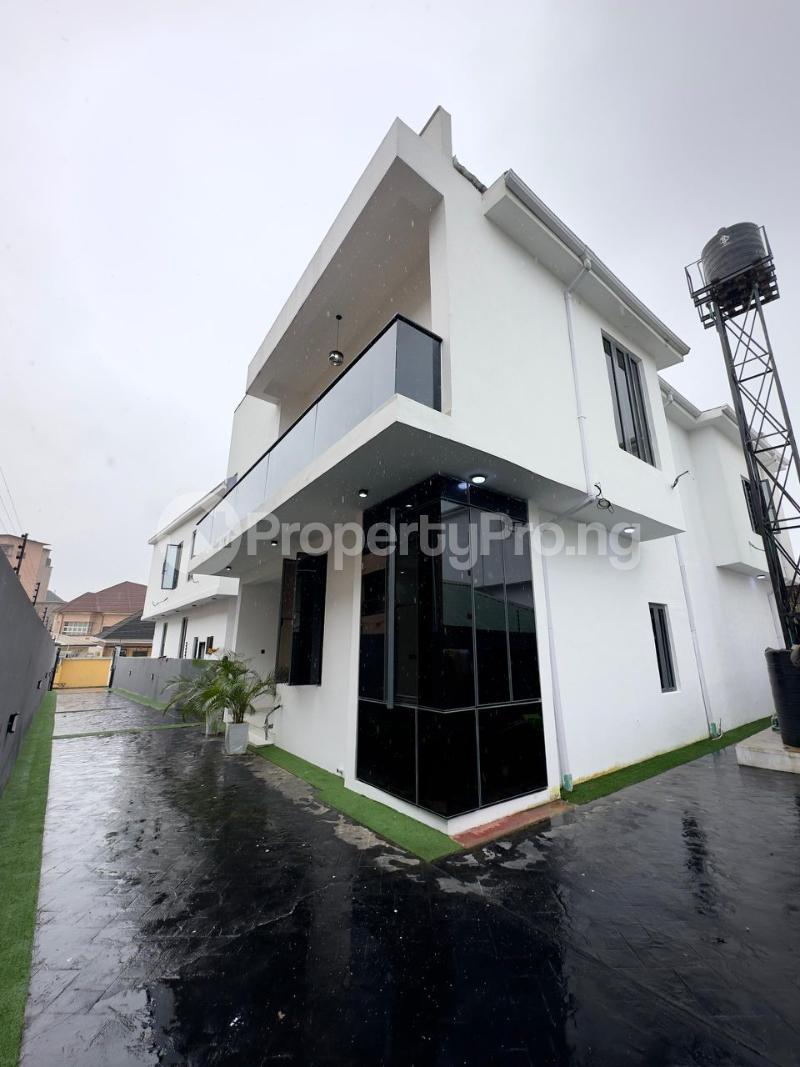 5 bedroom House for rent Thomas Estate Abraham adesanya estate Ajah Lagos
