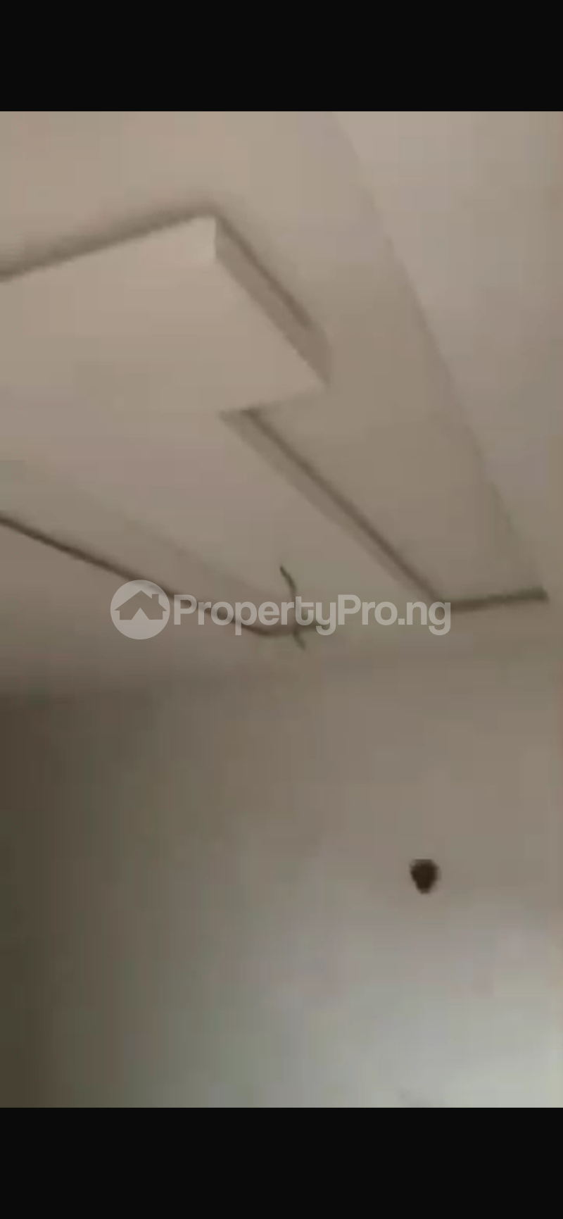 2 bedroom Flat / Apartment for rent Gbagada Road New garage Gbagada Lagos