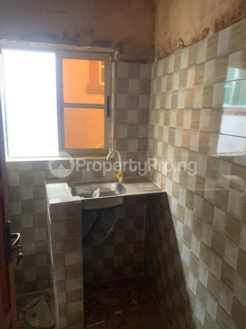 1 bedroom Flat / Apartment for rent Fafolu Street Mushin Mushin Mushin Lagos