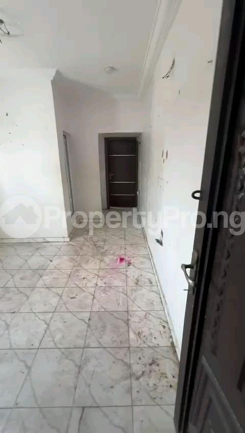 1 bedroom Flat / Apartment for rent Opposite Cms Bus Stop Akoka Yaba Lagos