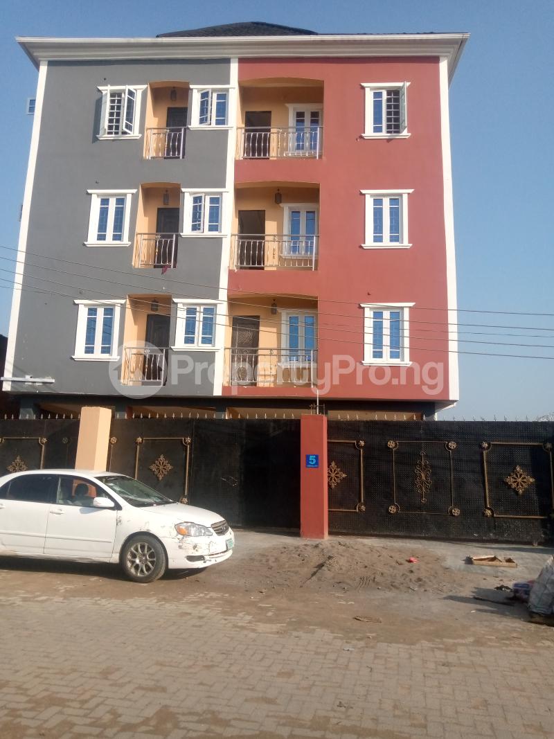 1 bedroom Flat / Apartment for rent Lawanson Surulere Lagos - 10