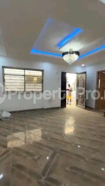 3 bedroom Flat / Apartment for rent Off Pedro Shomolu Lagos