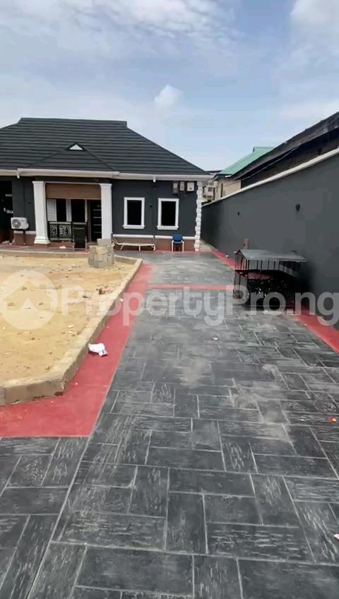 1 bedroom Flat / Apartment for rent Oworoshoki Lagos Shomolu Shomolu Lagos
