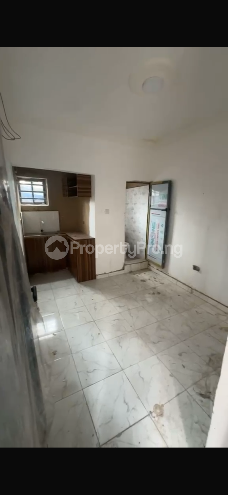 Flat / Apartment for rent Off Market Street Shomolu Lagos