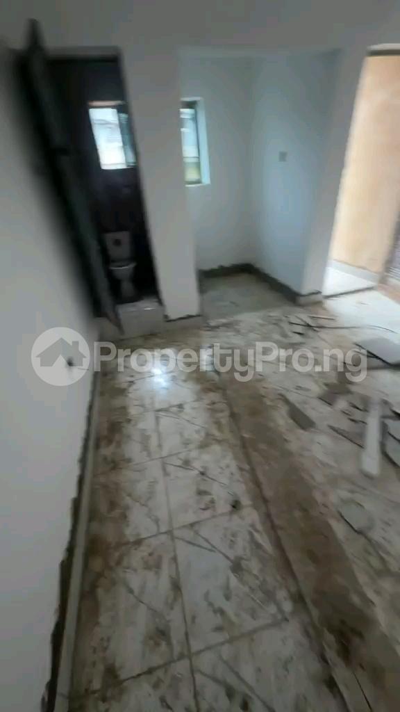 1 bedroom Flat / Apartment for rent Fadeyi Waec Yaba Lagos