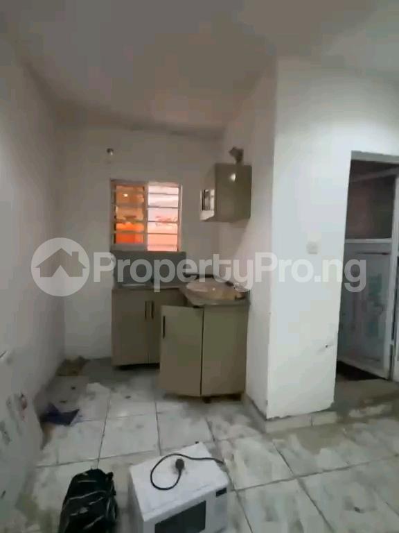 Flat / Apartment for rent Olabiran Street, Off Pedro Road Shomolu Lagos