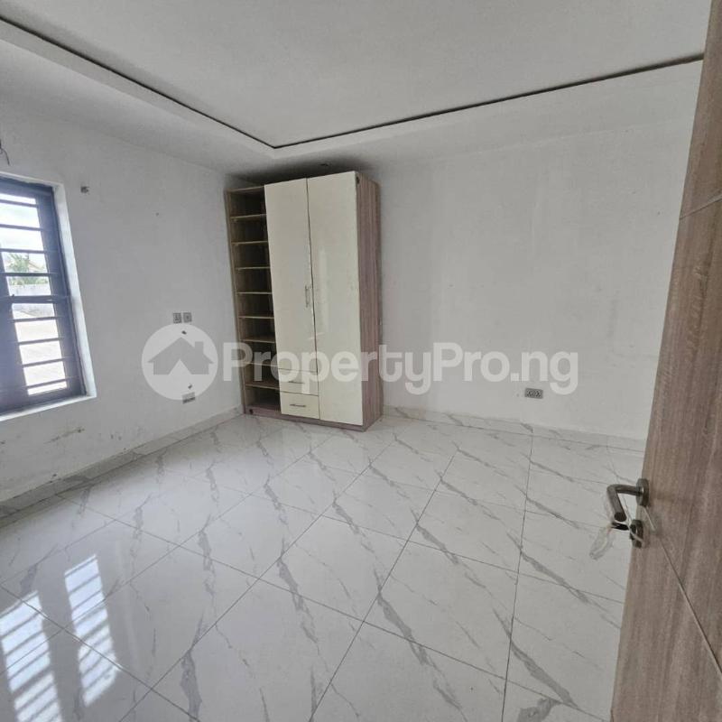 Flat / Apartment for rent Off Pedro Road Gbagada Phase 1 Gbagada Lagos