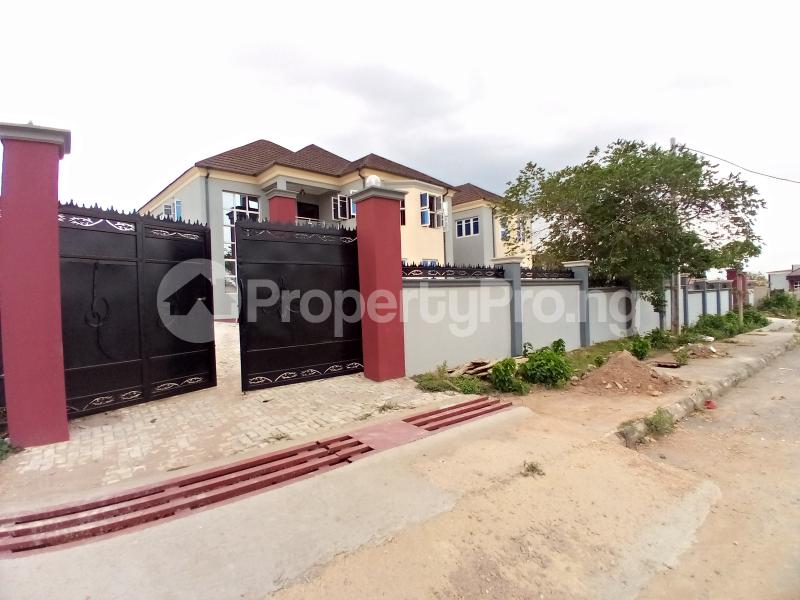 3 bedroom Flat / Apartment for rent Kolapo Ishola Gra Akobo Ibadan Oyo