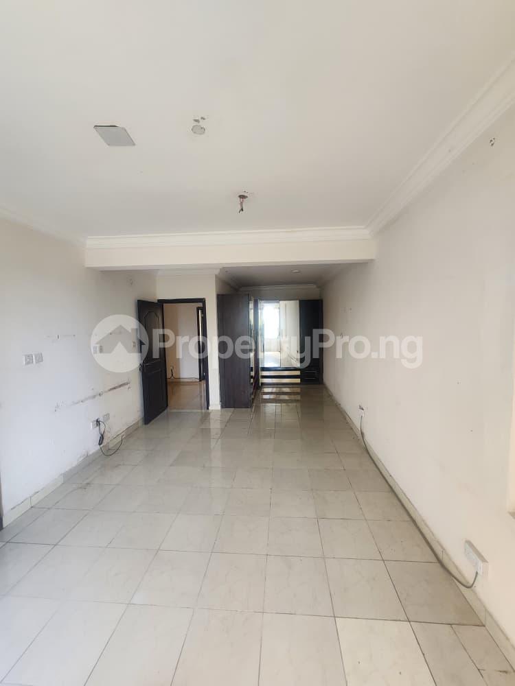 3 bedroom Flat / Apartment for rent Millenuim/UPS Gbagada Lagos