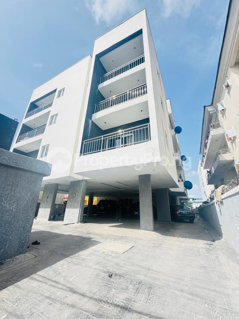 3 bedroom Flat / Apartment for sale chevron Lekki Lagos - 0