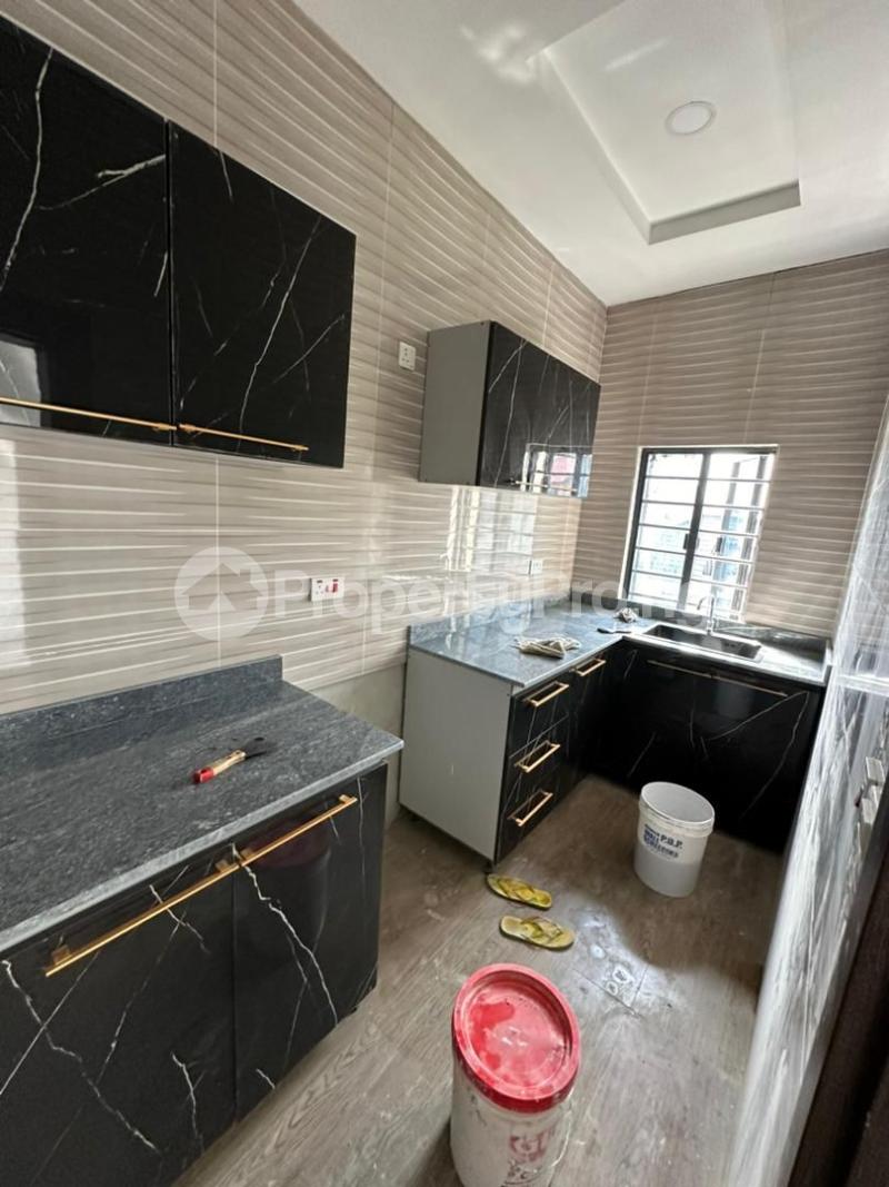 3 bedroom Flat / Apartment for rent Anthony Obanikoro Shomolu Lagos - 0