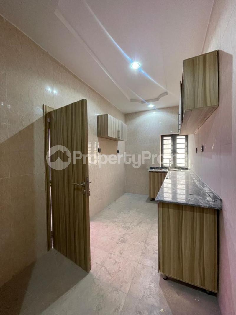 3 bedroom Flat / Apartment for rent Adelabu~aguda Surulere Lagos