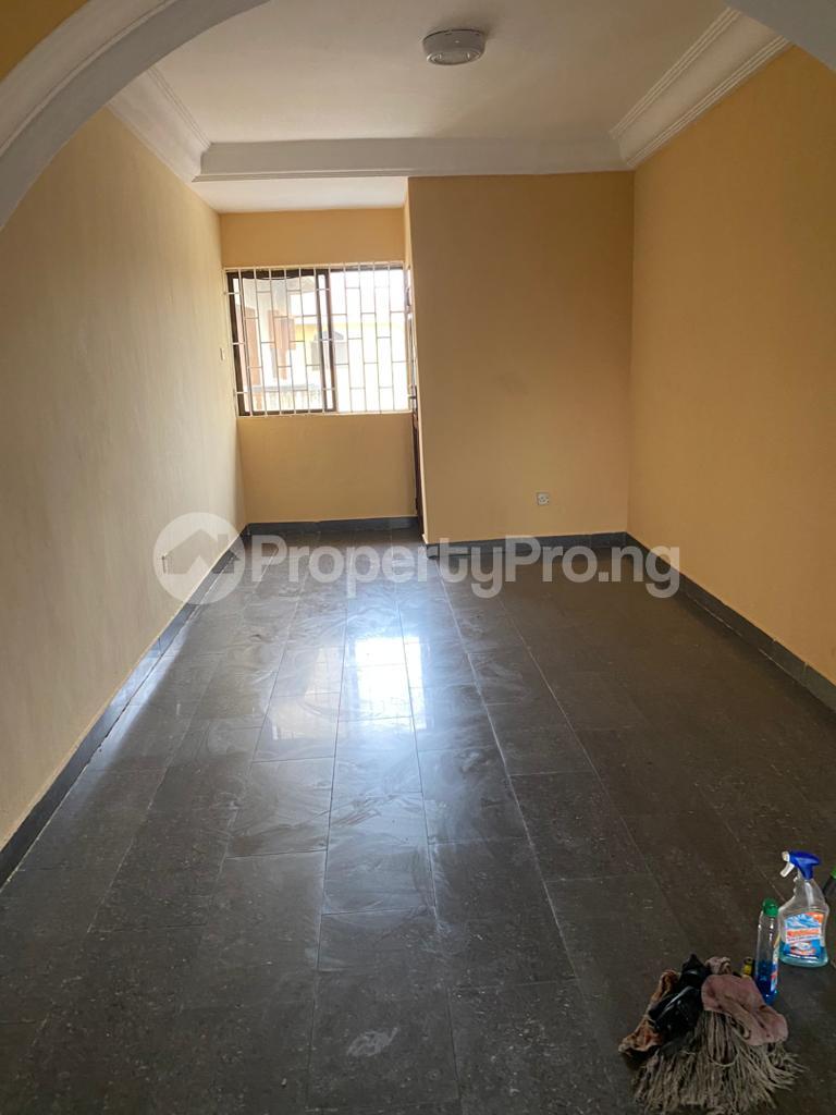 3 bedroom Flat / Apartment for rent Atunrase Medina Gbagada Lagos