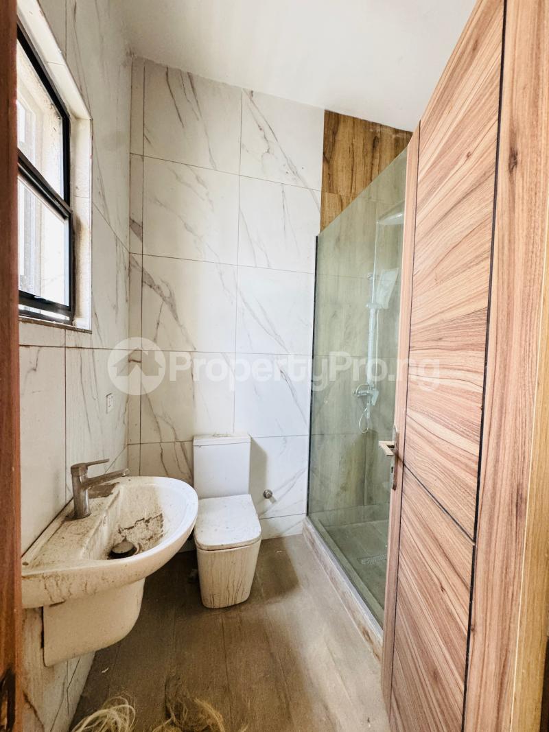 3 bedroom Flat / Apartment for sale Off Freedom Way Lekki Phase 1 Lekki Phase 1 Lekki Lagos