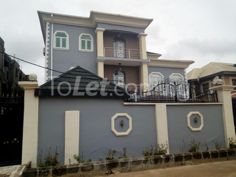 3 bedroom Flat / Apartment for rent Aryo Akinloye Bucknor Isolo Lagos