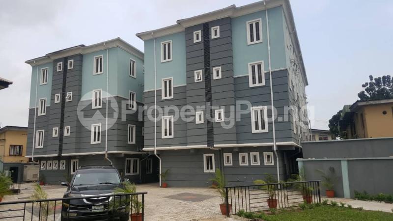 3 bedroom Flat / Apartment for sale   Mende Maryland Lagos