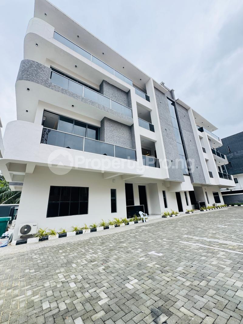 3 bedroom Flat / Apartment for rent Lekki Phase 1 Lekki Lagos