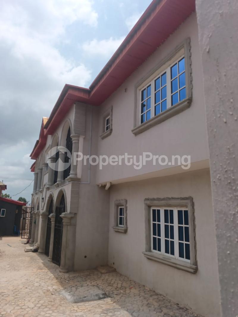 10 bedroom House for sale Akingbade , Gbagi Near Airort Old Ife Road, Alakia Ibadan Oyo