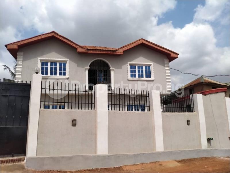 10 bedroom House for sale Near New Gbagi Market, Off Ife Road Alakia Ibadan Oyo