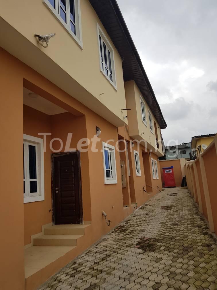 4 bedroom House for sale No 5 Olowaye Estate ,olowora, Omole phase 2 Ojodu Lagos