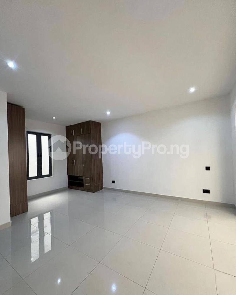 2 bedroom Flat / Apartment for rent Pedro Phase 1 Gbagada Lagos