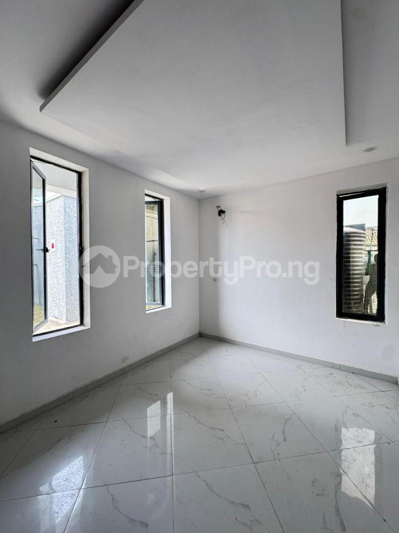 2 bedroom Flat / Apartment for sale Ifako-gbagada Gbagada Lagos