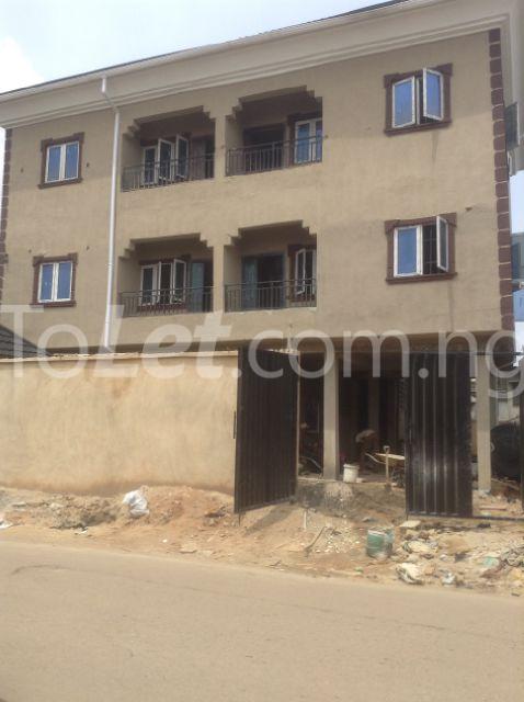2 bedroom Flat / Apartment for rent 5 Abudu Street Off Chemist, Akoka Yaba Lagos