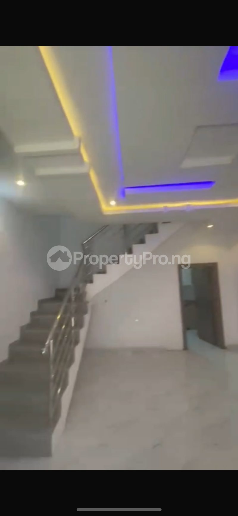 2 bedroom House for rent Ologolo Lekki Lagos