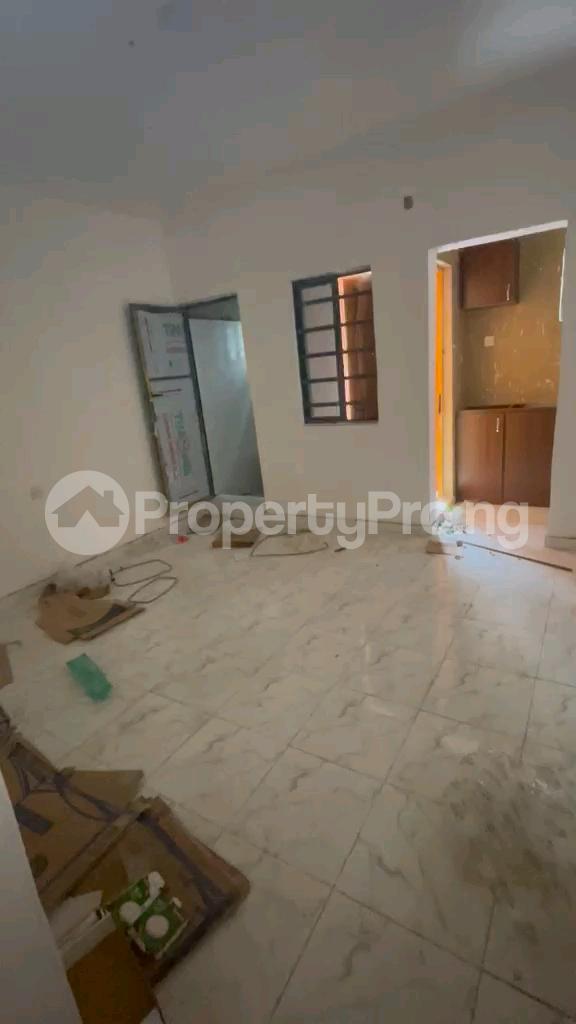 Flat / Apartment for rent Off Pedro Road, Ladilak Shomolu Lagos