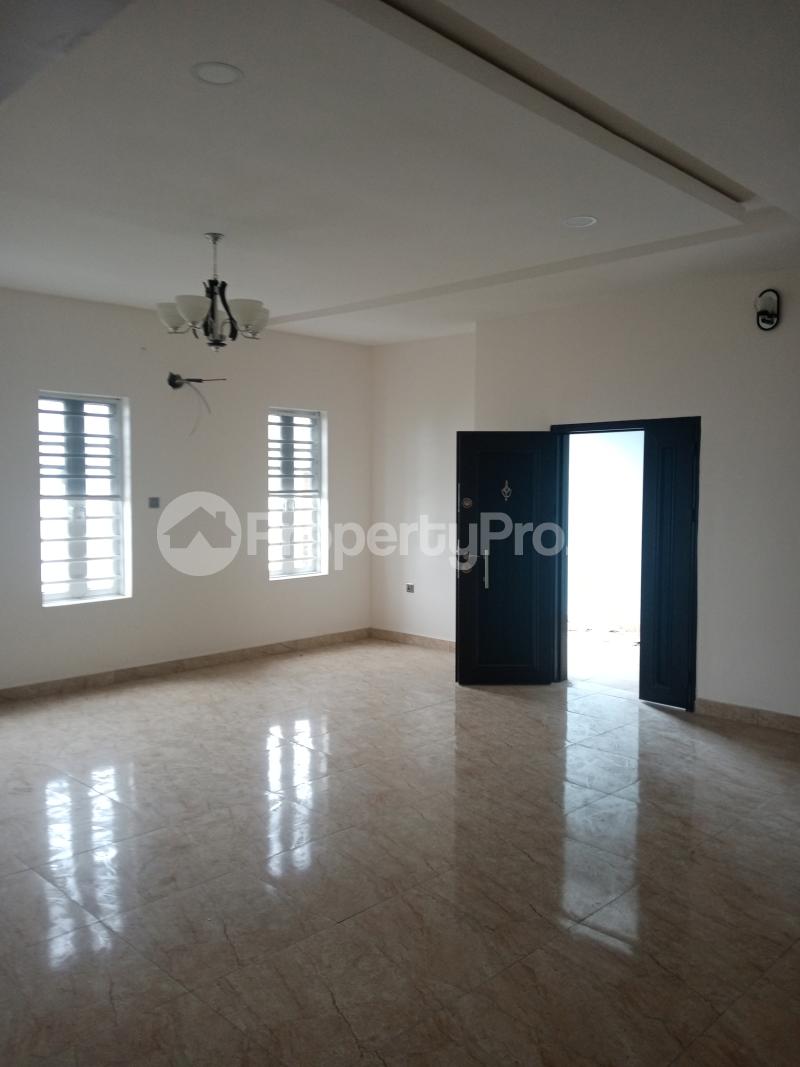 3 bedroom Flat / Apartment for rent Private Estate Ajah Lagos