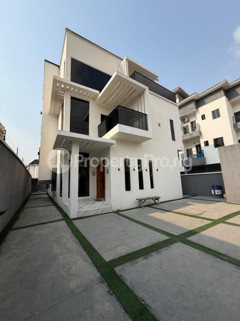 4 bedroom House for sale Opposite Chevron, Beside Chevron Tall Gate Lekki Conservation Centre Lekki Lagos