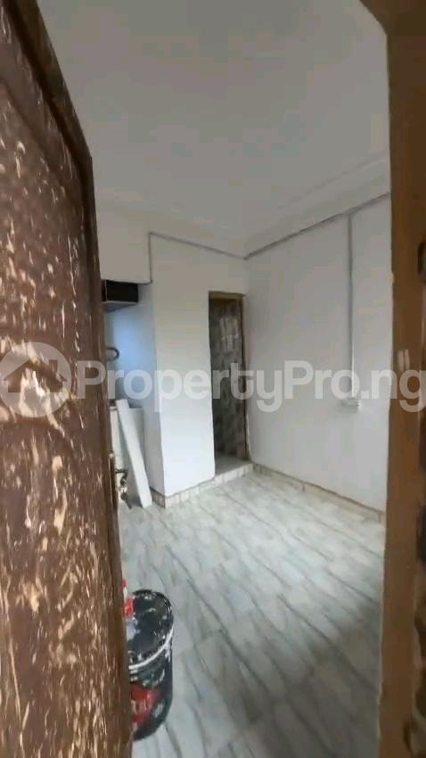 Flat / Apartment for rent Off Fadipe Shomolu Lagos