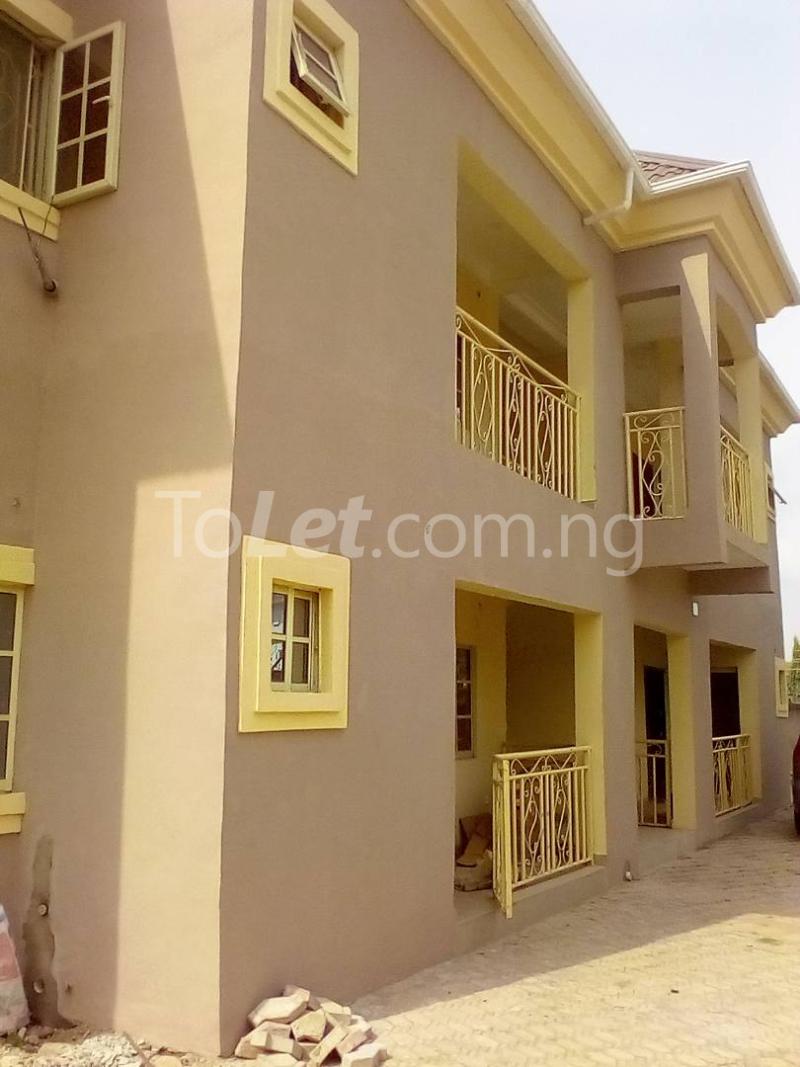 2 Bedroom Flat / Apartment in Lugbe Abuja Flat / Apartment for rent in lugbe Flat