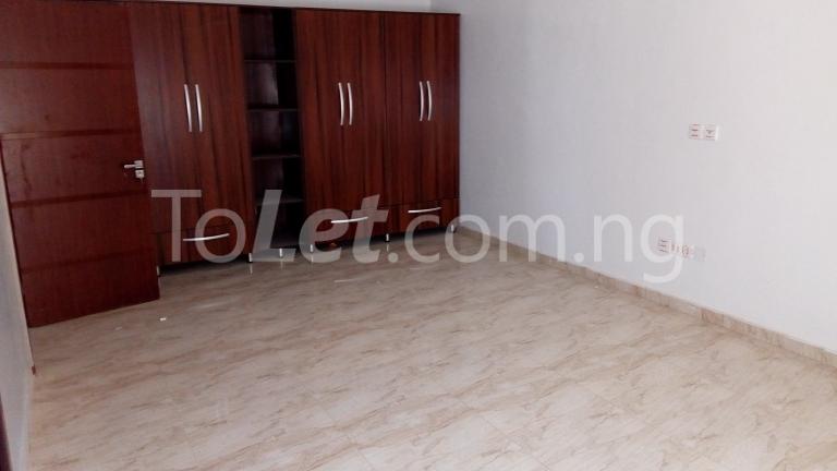 3 bedroom House for rent Ologolo Lekki Lagos